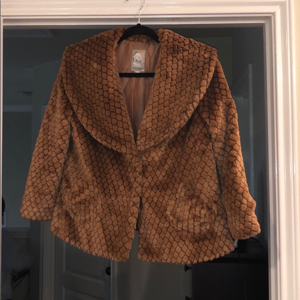 Yoana Baraschi coat